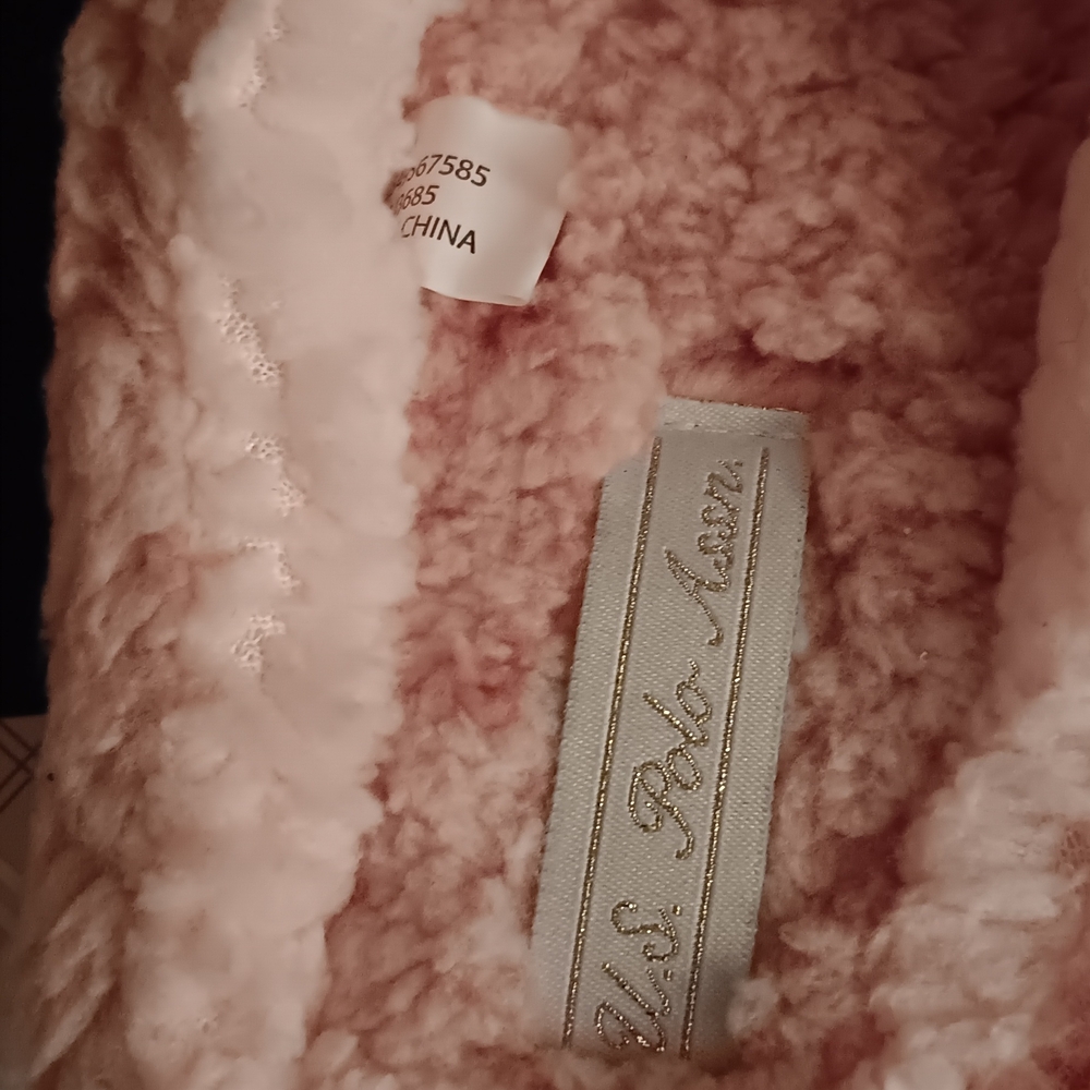 U.S. Polo Assn. Pink Plush Faux Fur Slippers Women's Size L 9-10 NWT - Picture 5 of 6